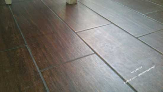 Как на деревянный пол уложить керамическую плитку